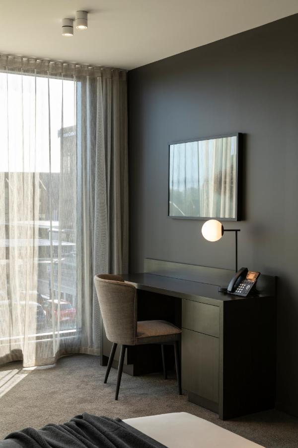The Mayfair Christchurch Extérieur photo A room at the hotel
