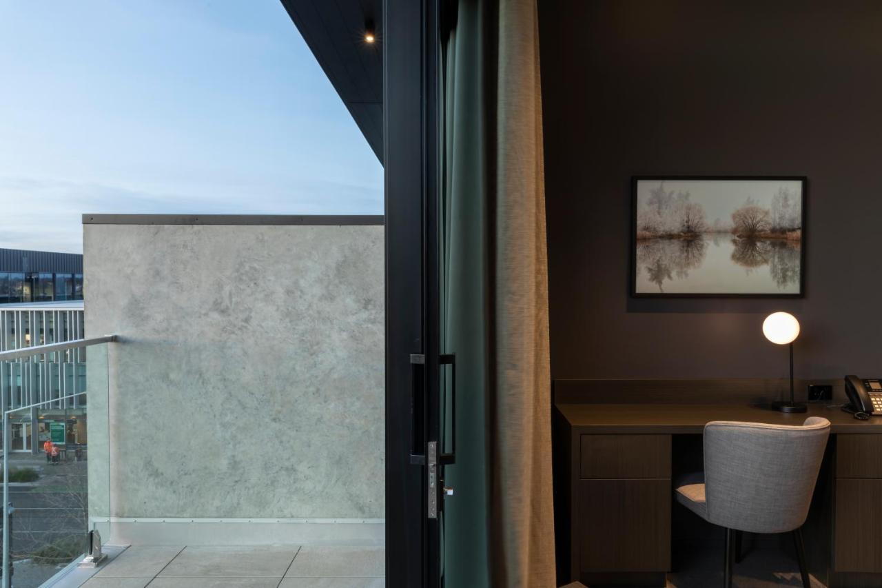 The Mayfair Christchurch Extérieur photo A room at the hotel