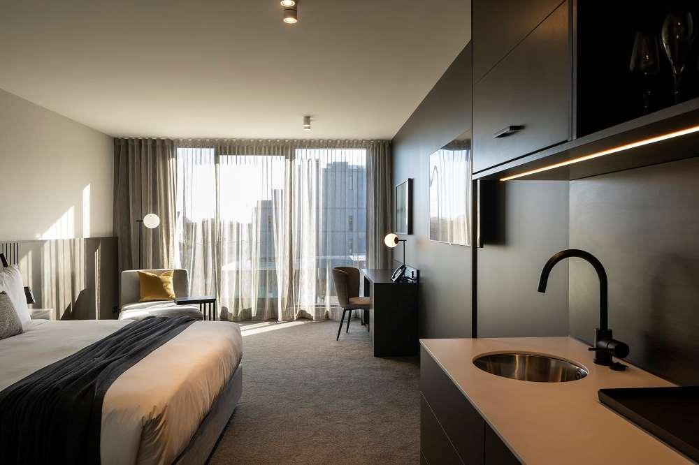 The Mayfair Christchurch Chambre photo A typical Studio apartment